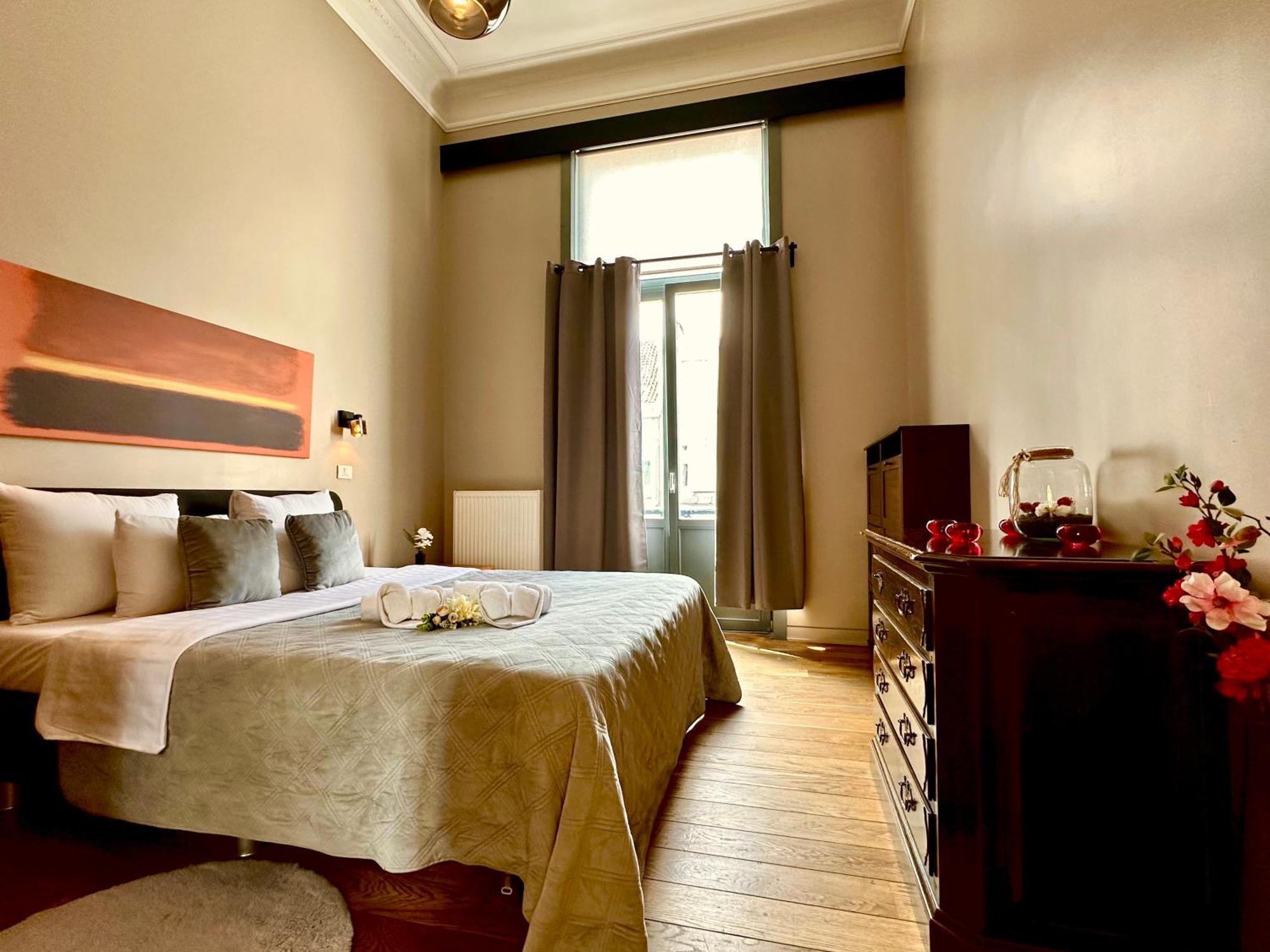 Luxury Suites Castel By Rikas Hotels Антверпен Экстерьер фото