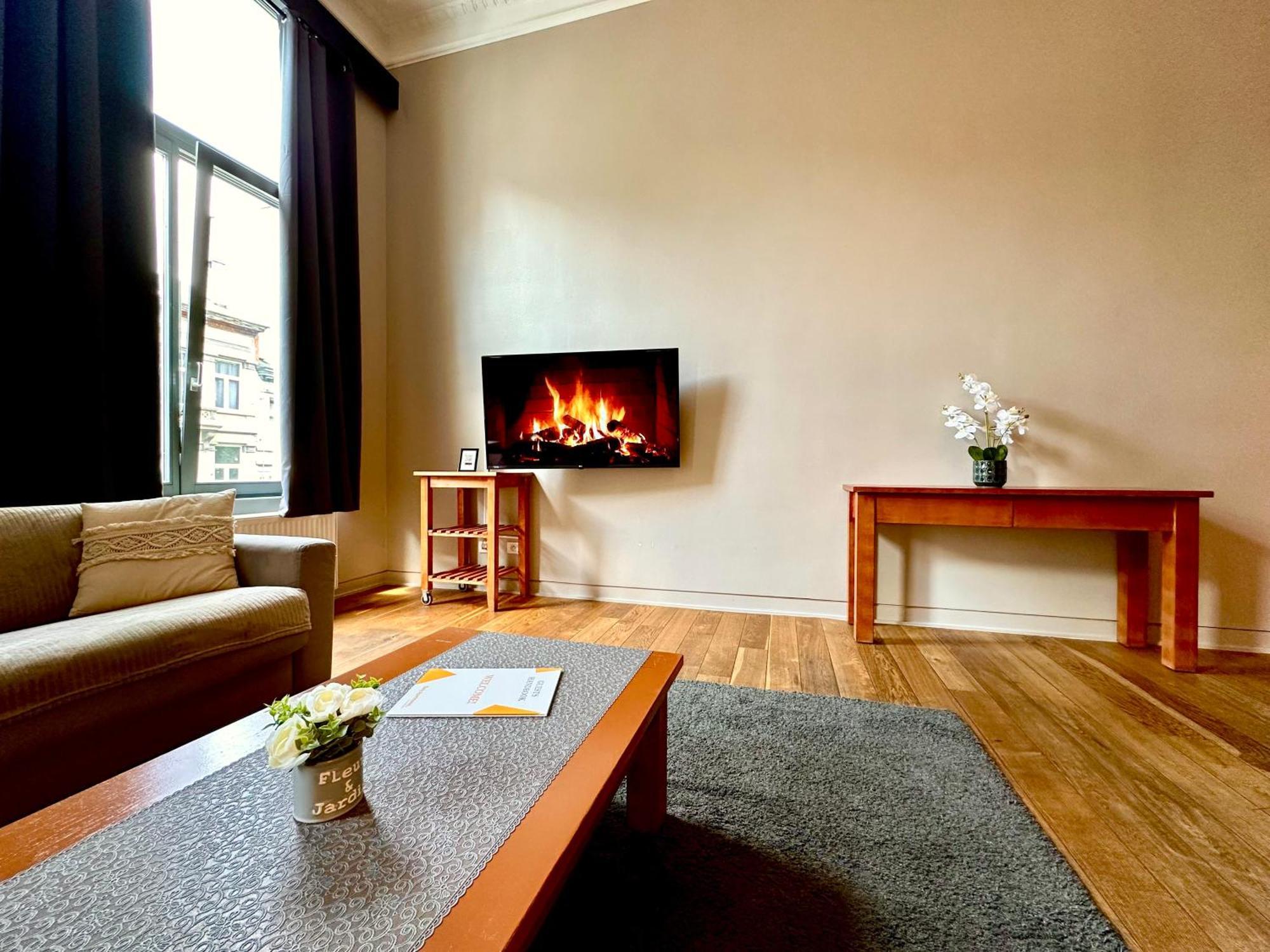 Luxury Suites Castel By Rikas Hotels Антверпен Экстерьер фото